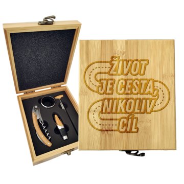 Dárková sada na víno Život je cesta, nikoliv cíl: 147×168×49 mm